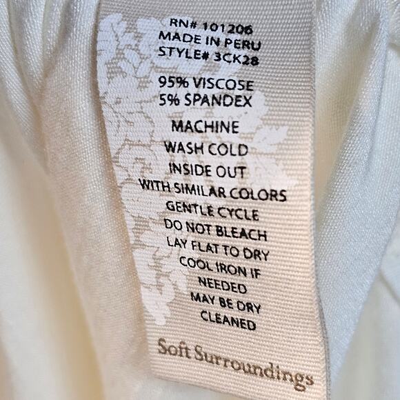 Soft Surroundings Cream 3/4 Sleeve Tunic with Back Zipper Size PXL - Picture 8 of 8